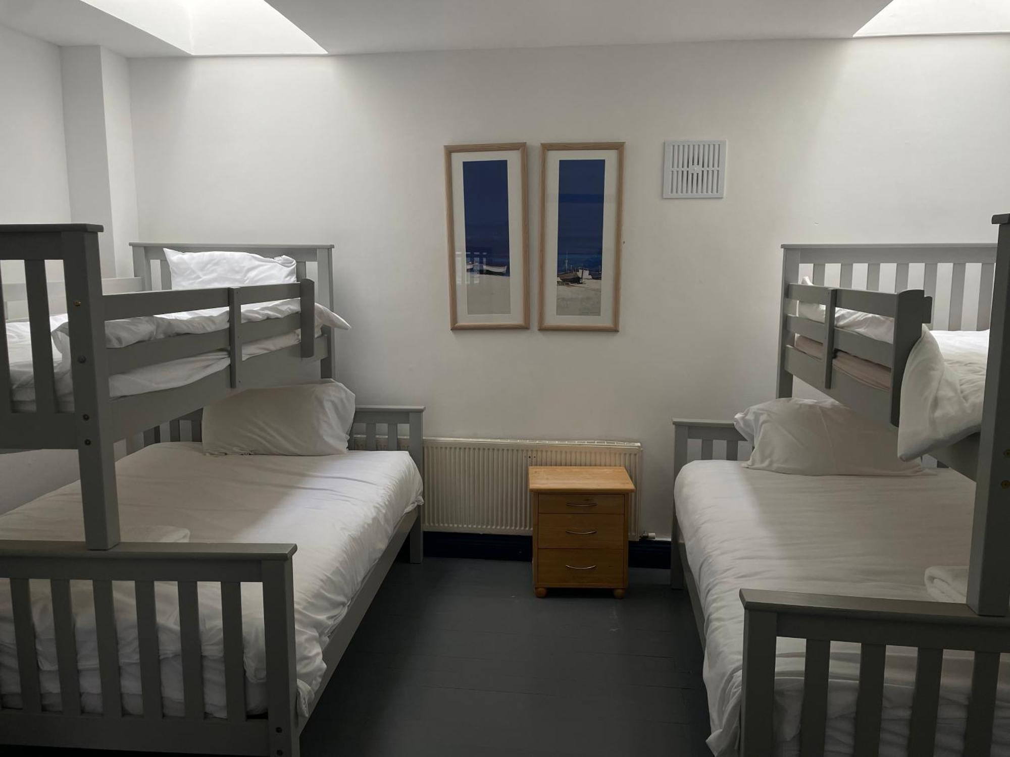 Coastguard Lodge Hostel At Tigh Tp Glaise Bheag Esterno foto